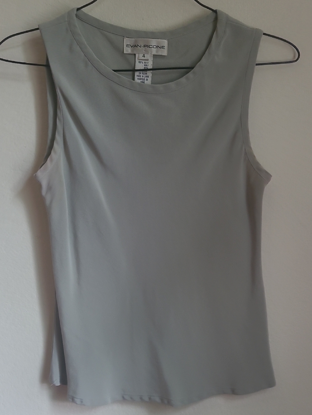 Women's Sleeveless Blouse